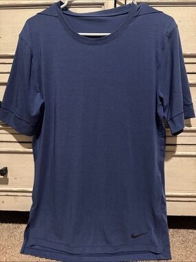 Nike Men's Slate Blue Short-Sleeve Performance Tee